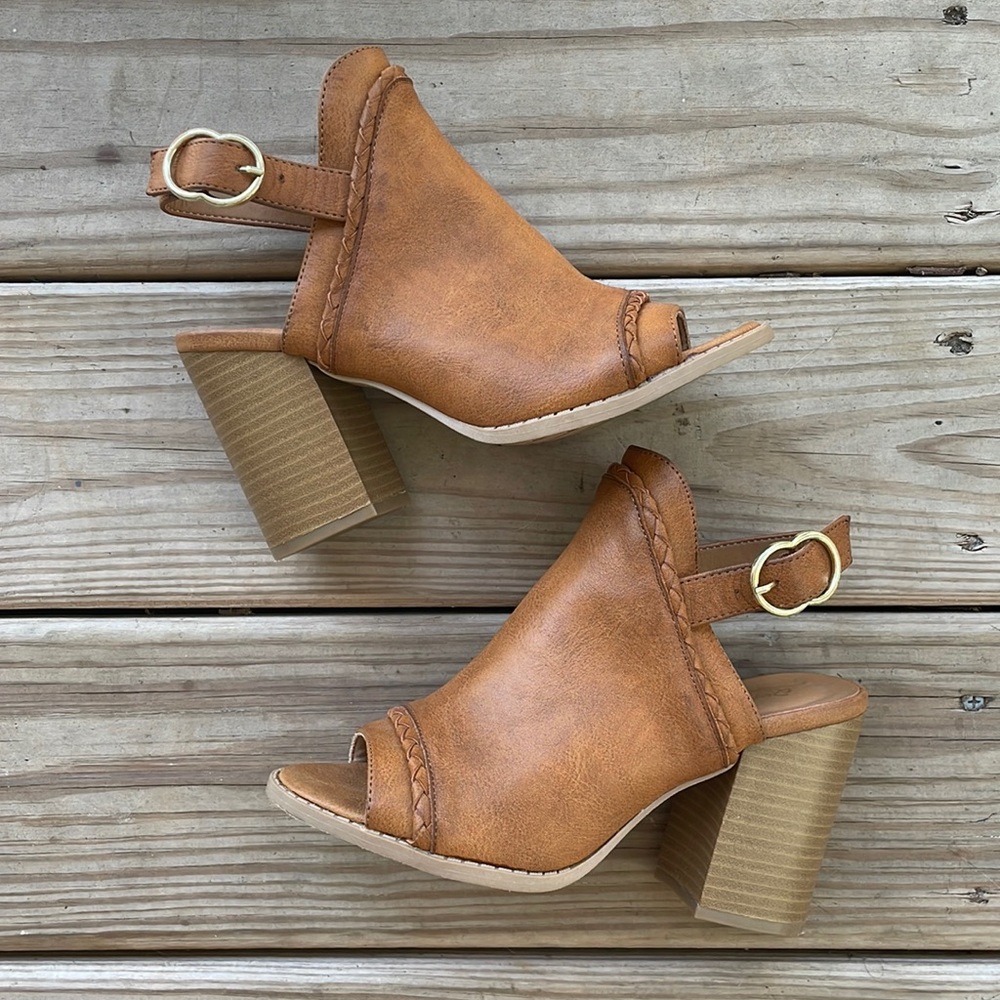 Qupid Chestnut Slingback Block Heels